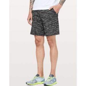 Lululemon Men's Pace Breaker Short 9" Lined EUC
